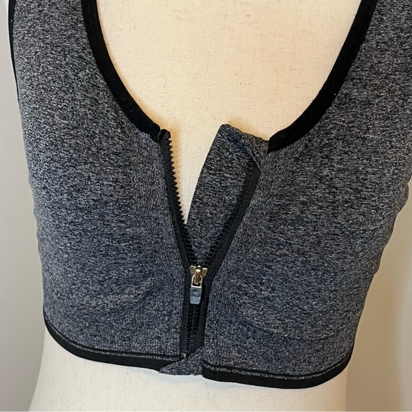 Avia Front Zip Sports Bra - Picture 5 of 8